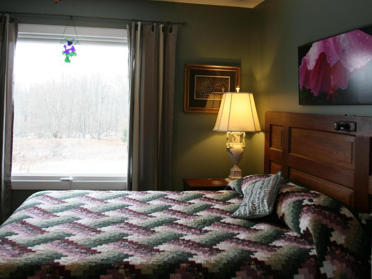 Sweetfern Inn (Adults Only) Clare Exterior photo