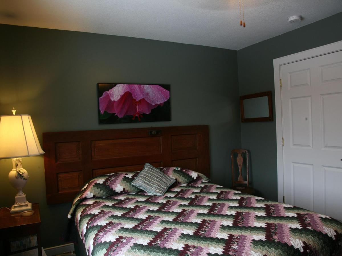 Sweetfern Inn (Adults Only) Clare Exterior photo